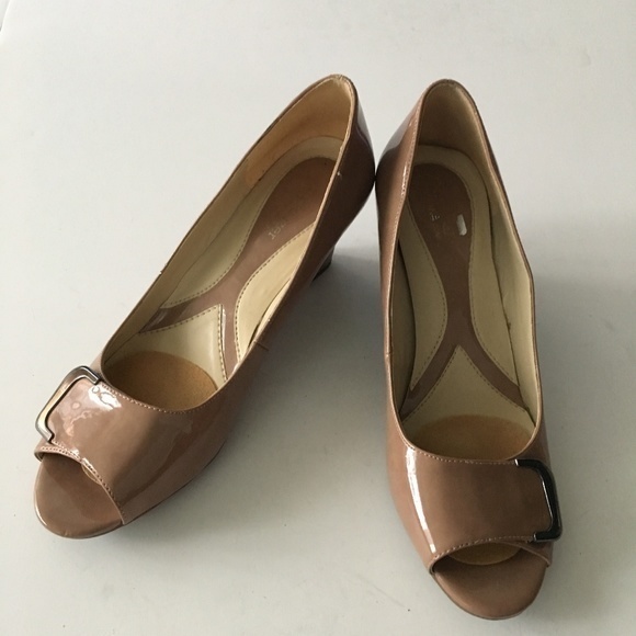 Naturalizer Riddle Wedge Open‎ Toe Heel Worn Once Womens Size 9M Shoes - Picture 2 of 8